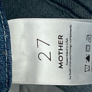 Mother jeans size 27 I put a patch on the left side to close the opening.